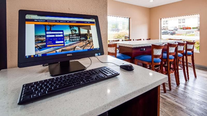 Best Western Royal Inn photo 1
