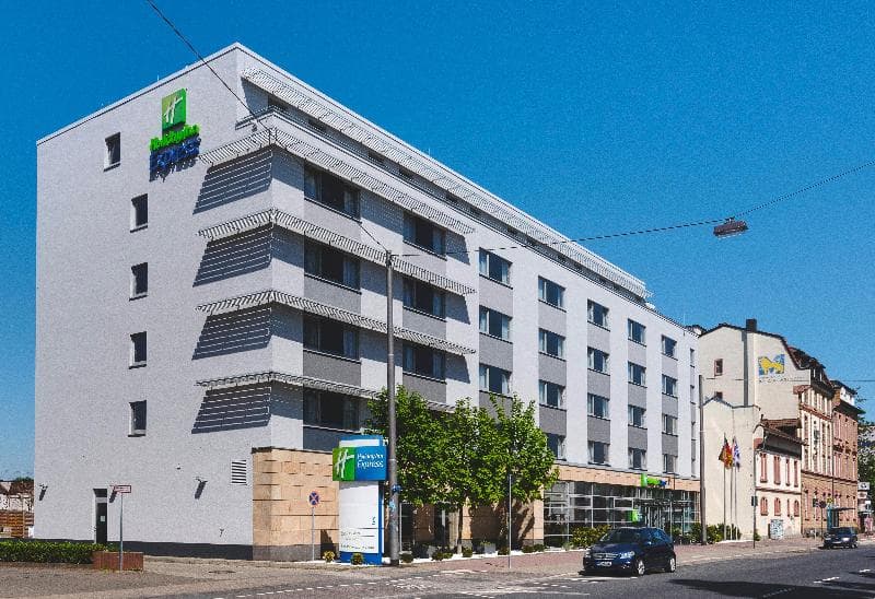 Holiday Inn Express Frankfurt Messe photo 1