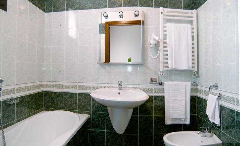 Altieri 2