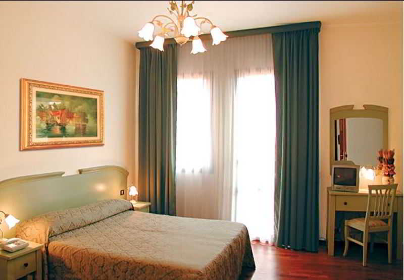 Altieri 3