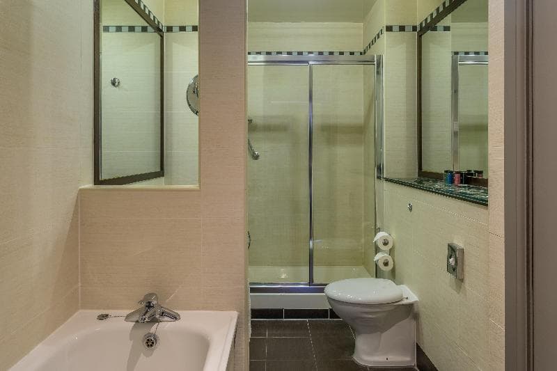 Crowne Plaza Dublin Airport 3