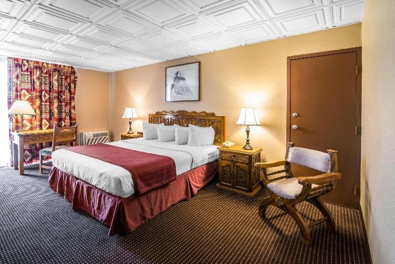 Quality Inn Taos photo 1