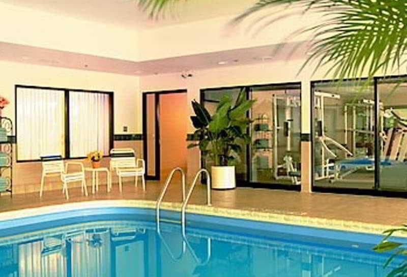 Courtyard By Marriott photo 1