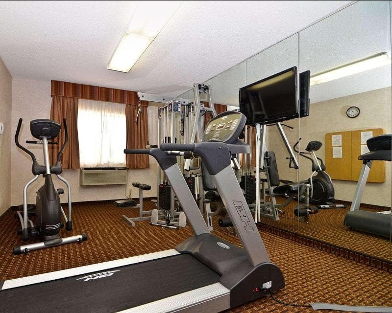 Quality Inn & Suites photo 1