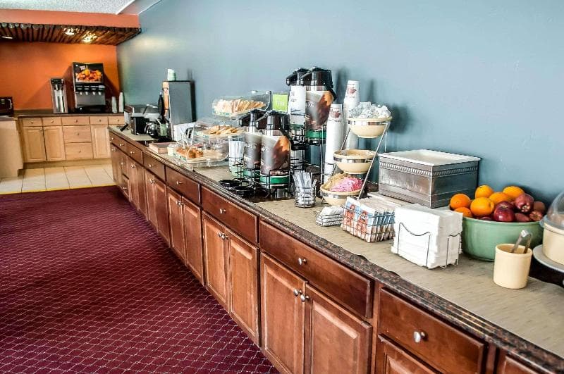 Quality Inn 5