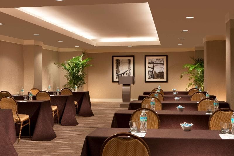 Hilton Orlando Lake Buena Vista - Disney Springs Area photo 1