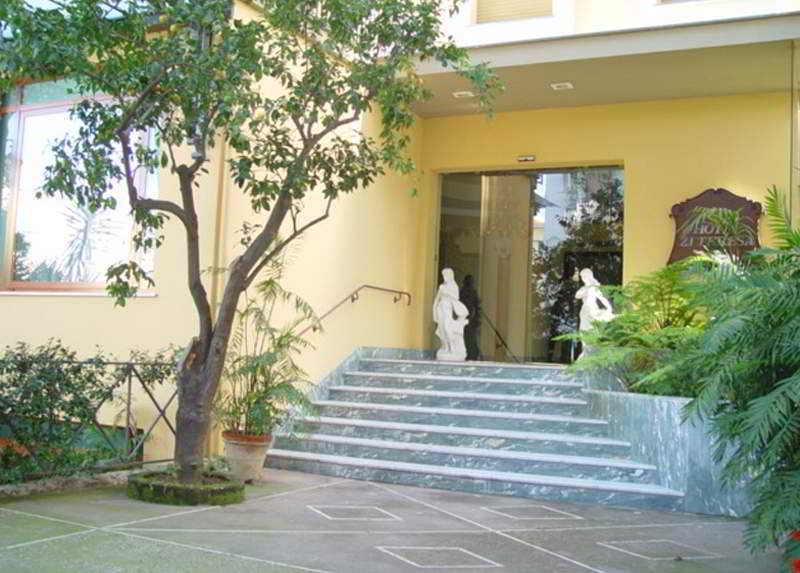 Zi' Teresa photo 1