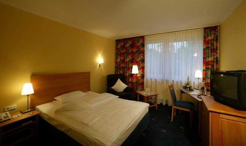 Hotel Munte am Stadtwald photo 1