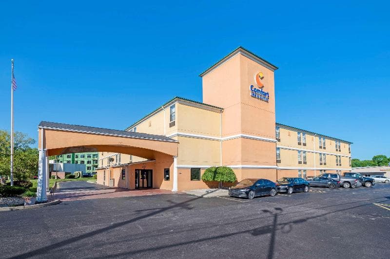 Comfort Inn & Suites Eastgate 5