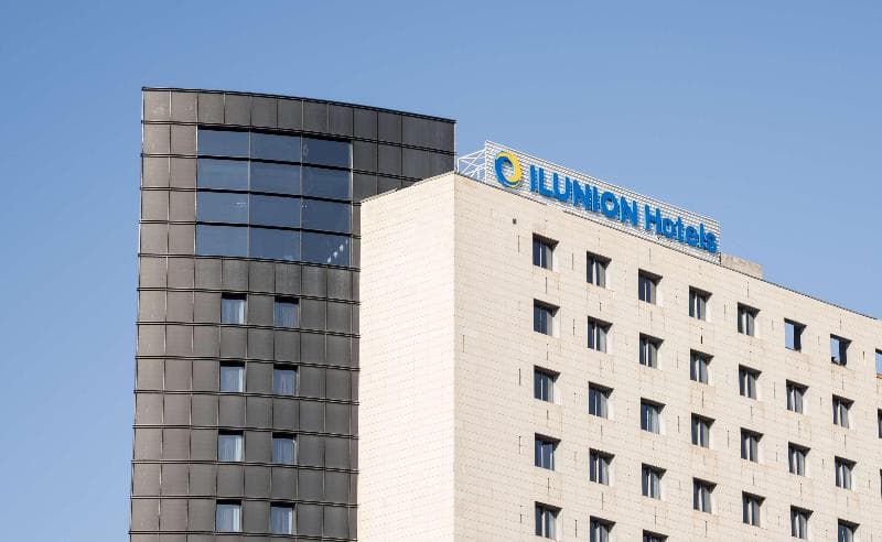 Hotel ILUNION Aqua 4 5