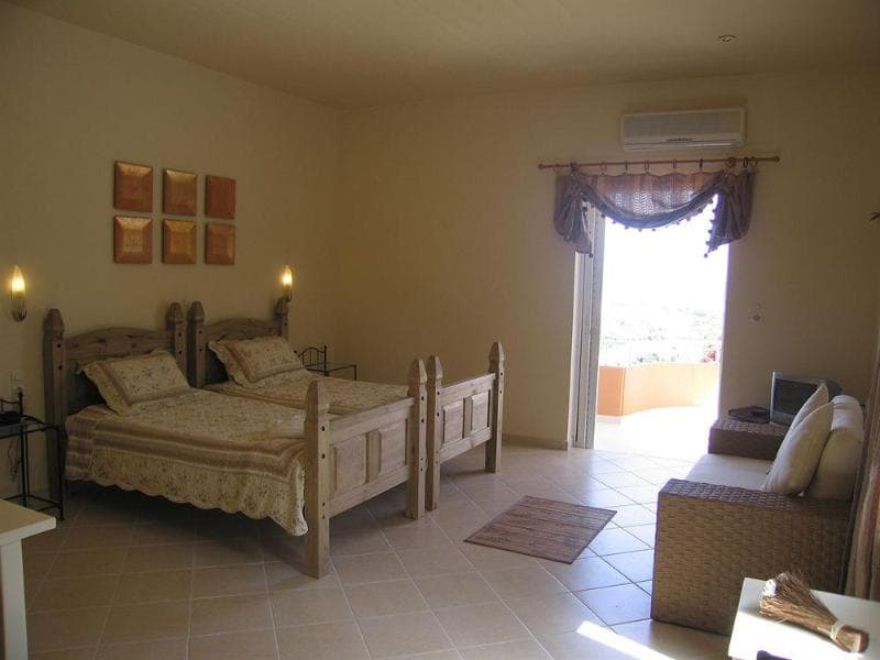 New Kydonia Suites & Studios main