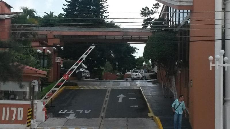Country Plaza Guadalajara 3