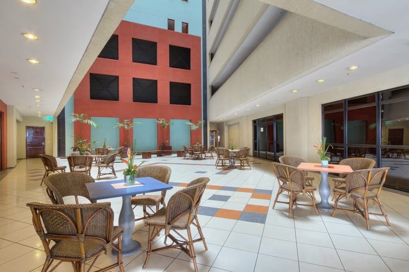 Iate Plaza Hotel 4