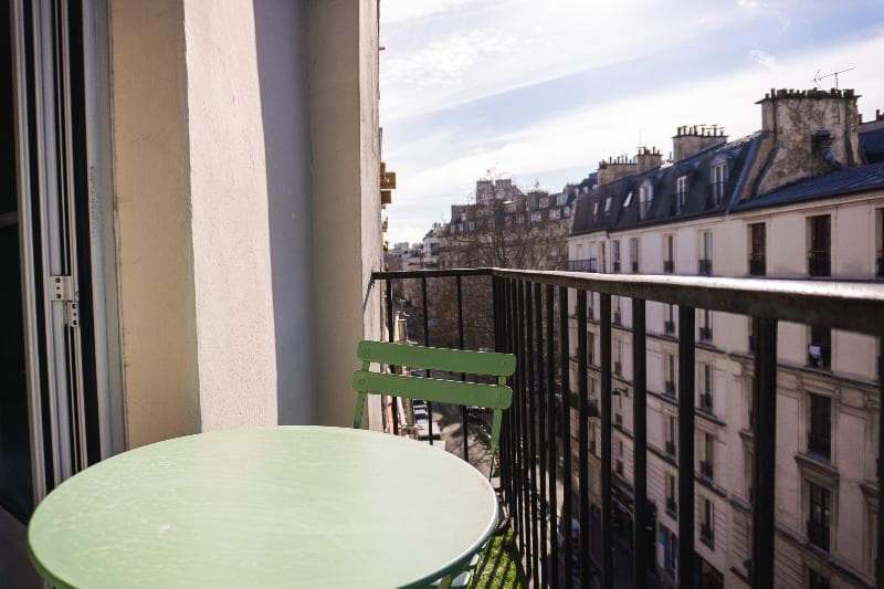 Comfort Hotel Nation Pere Lachaise 5