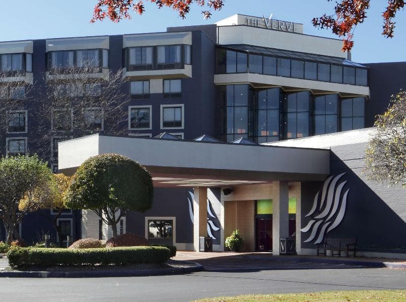 The Verve Hotel Boston Natick, Tapestry Collection by Hilton 4