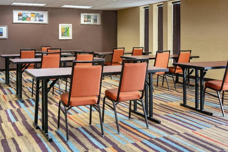 Fairfield Inn & Suites Cincinnati North/Sharonville photo 1
