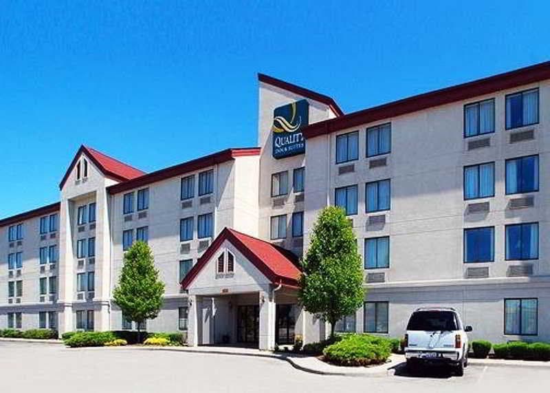 Red Roof Inn & Suites Airport photo 1