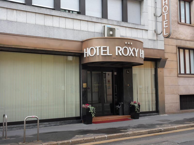 Roxy photo 1