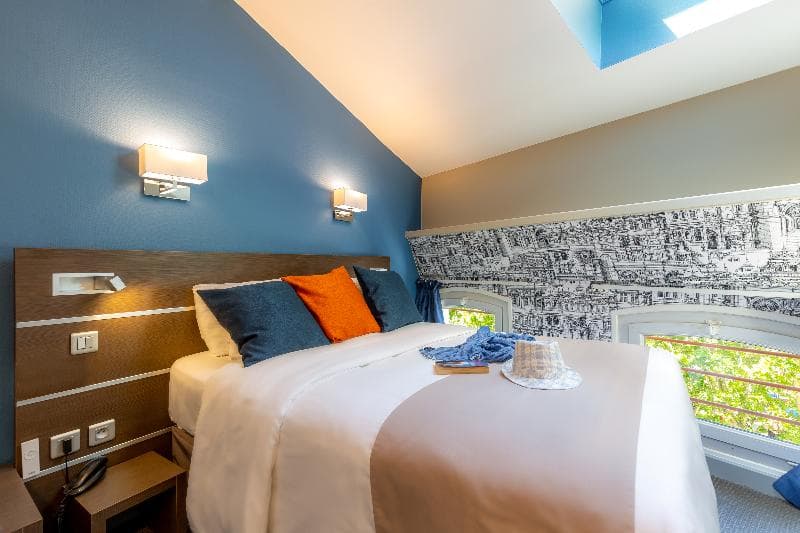 Hotel Kyriad Avignon - Palais Des Papes 4