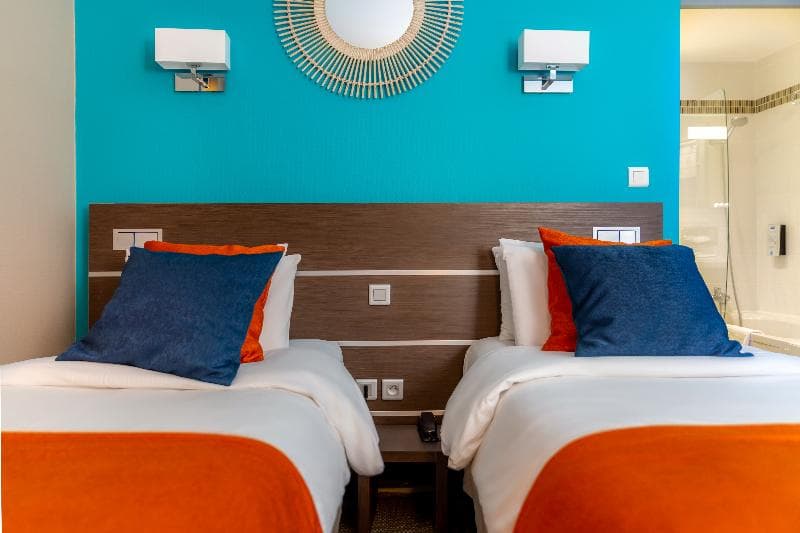 Hotel Kyriad Avignon - Palais Des Papes 3
