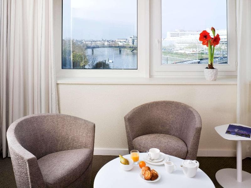 Novotel Nantes Centre Bord De Loire 2