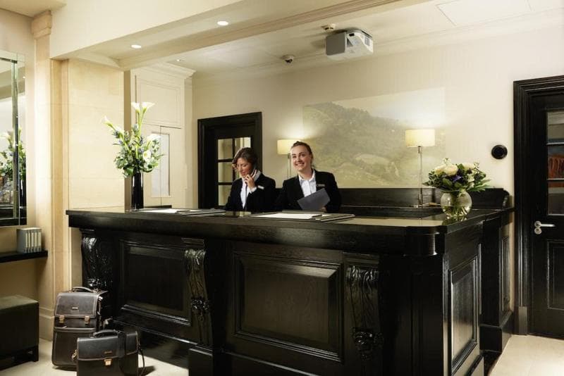 London Bridge Hotel 3