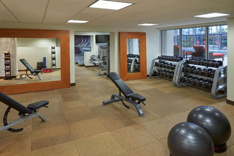 Hilton Toronto Airport Hotel & Suites photo 1