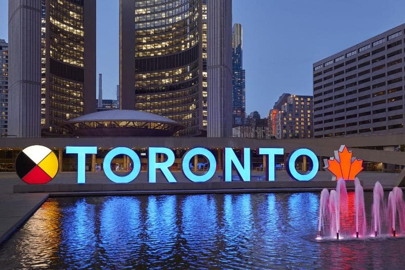 Toronto Marriott Downtown Eaton Centre Hotel 5