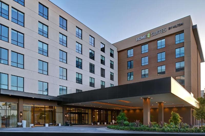 Home2 Suites by Hilton Anaheim Resort 3