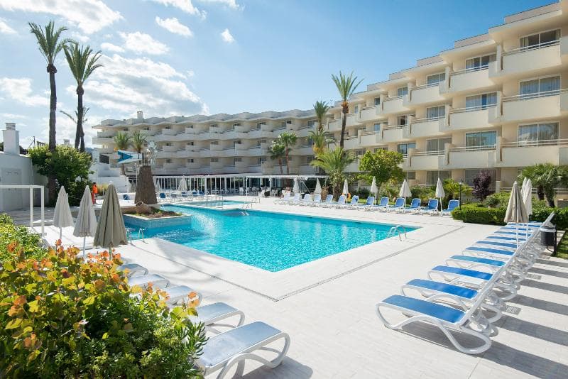 Globales Cala Bona Suites photo 1