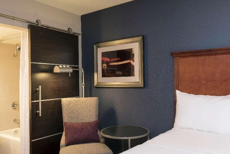 DoubleTree by Hilton Schenectady Downtown 5