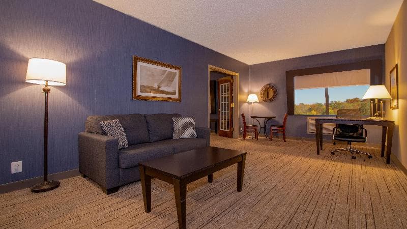 Holiday Inn Express Stony Brook-Long Island 4