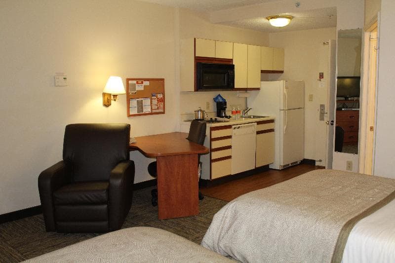 Candlewood Suites Syracuse-Airport 5