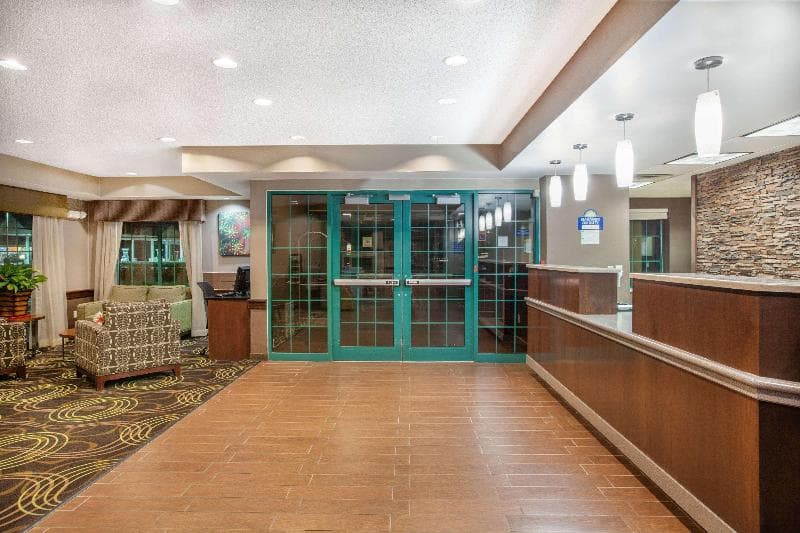 Days Inn By Wyndham Brewerton/ Syracuse Near Oneida Lake 5