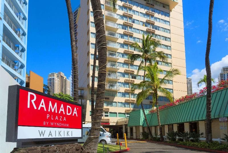 Ramada Plaza by Wyndham Waikiki 2