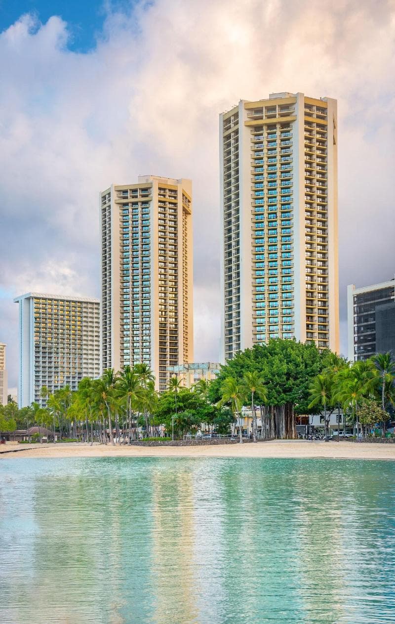 Hyatt Regency Waikiki Beach Resort & Spa 5