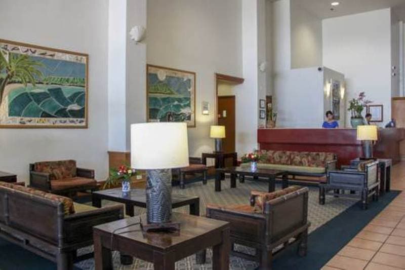 Kaimana Beach Hotel 5