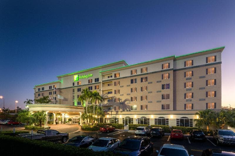 Holiday Inn Ft. Lauderdale-Airport 4