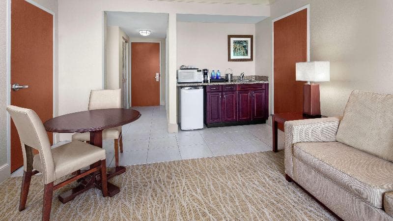 DoubleTree by Hilton Hotel Sunrise - Sawgrass Mills 4