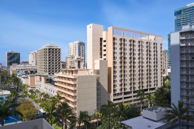 Waikiki Malia 4