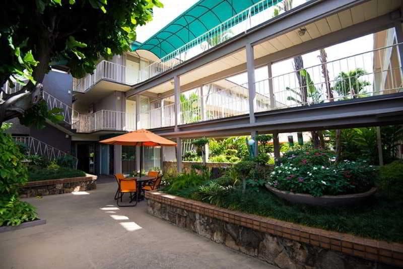 Pacific Marina Inn 3