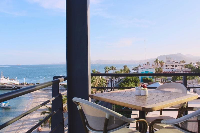 Hotel Seven Crown La Paz Malecón 5