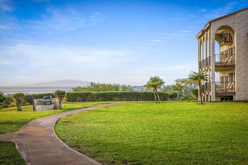 Aston Maui Hill 4