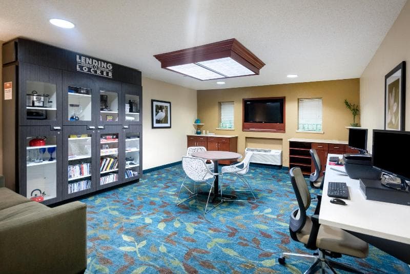 Candlewood Suites Orlando North - Lake Mary photo 1