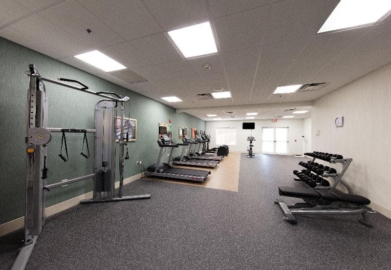 Holiday Inn & Suites Lake City 2