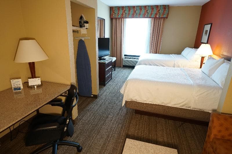Holiday Inn Express & Suites Tampa Northwest-Oldsmar 3