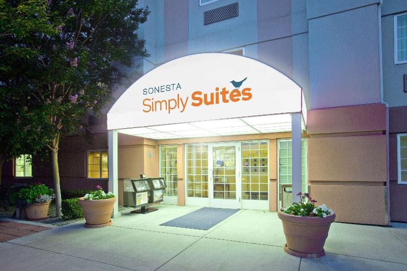 Sonesta Simply Suites Anaheim 4