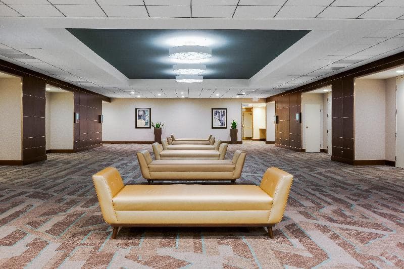 Holiday Inn La Mirada - Buena Park photo 1