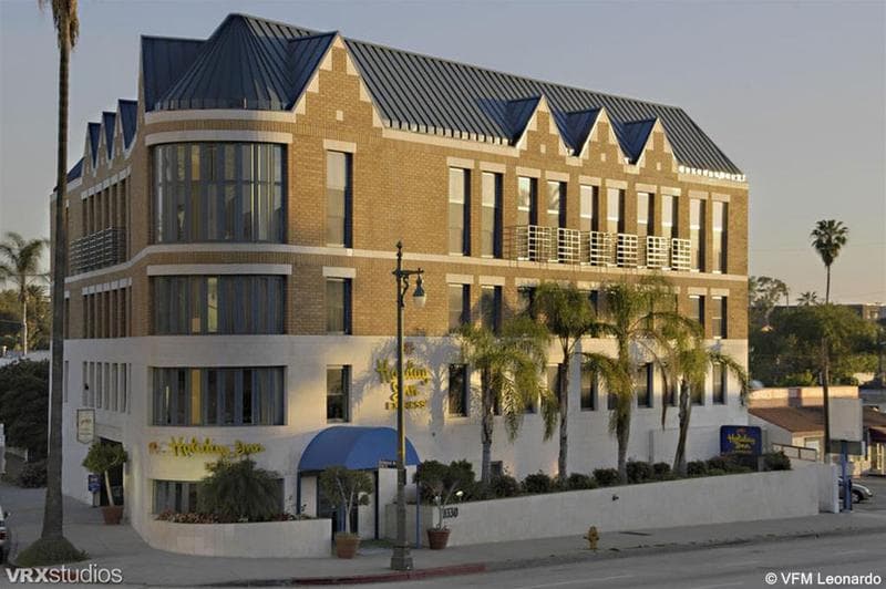 Century Park Hotel 2