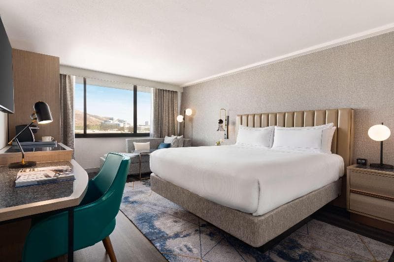 DoubleTree by Hilton San Francisco South Airport Blvd photo 1